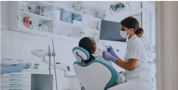 cosmetic dentist Adelaide